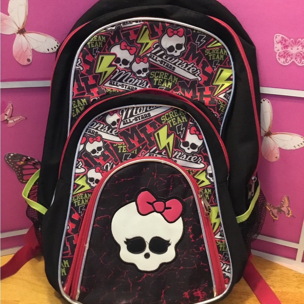 Monster High back pack.